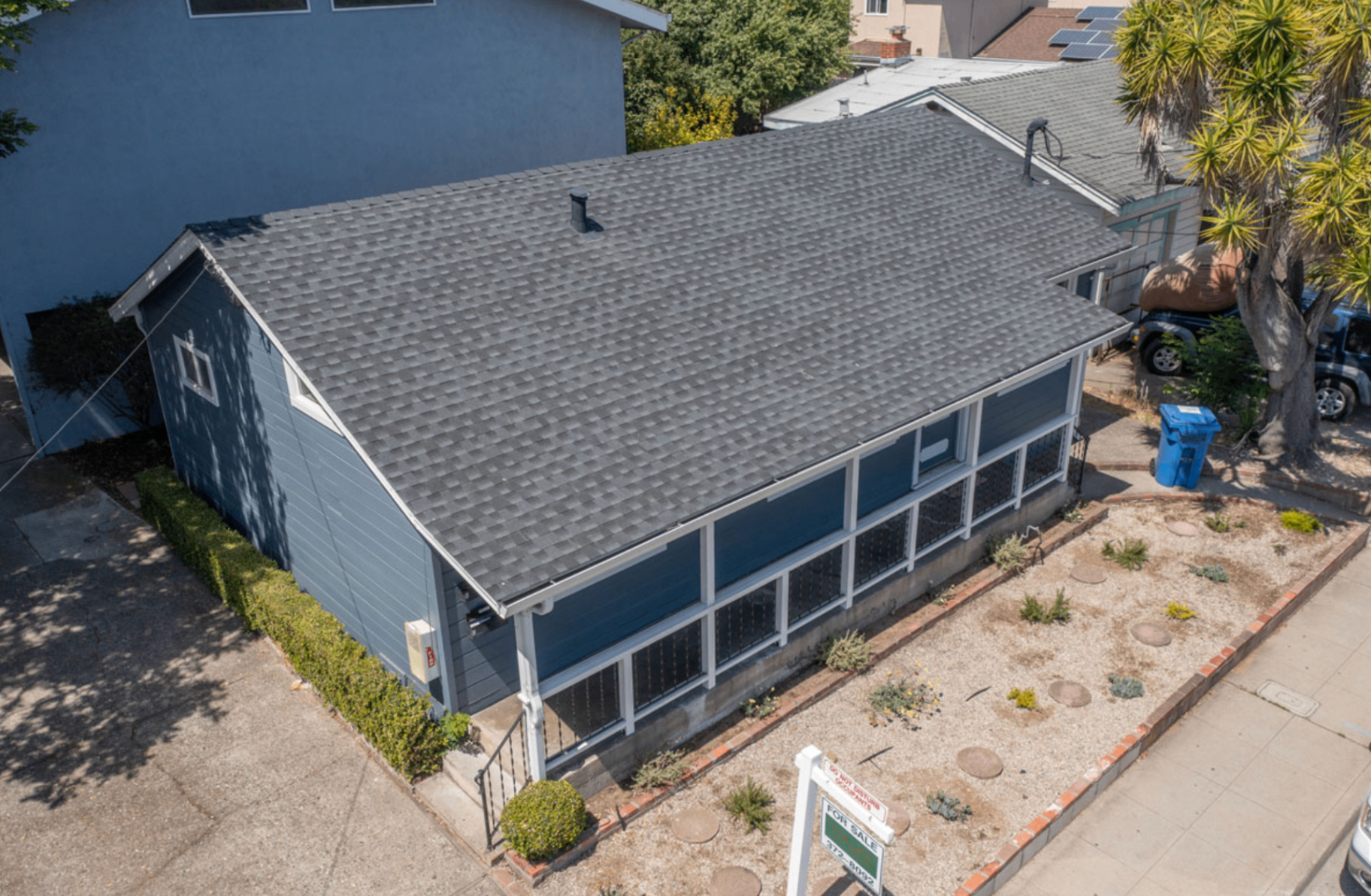 GAF Timberline HD · Charcoal & Shakewood — 1