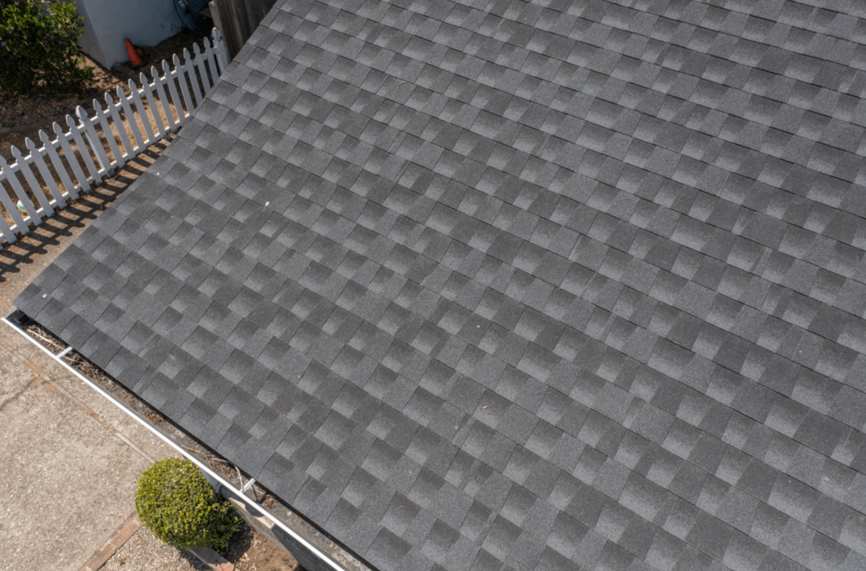 GAF Timberline HD · Charcoal & Shakewood — 2